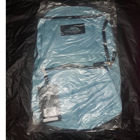 Light Blue Trailmaker 17" Zippered Backpack With Adjustable Padded Straps - Picture 3 of 6